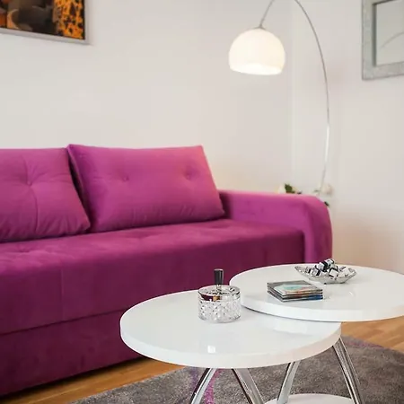 Laura Apartament