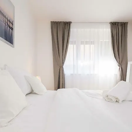 Apartament Laura Split